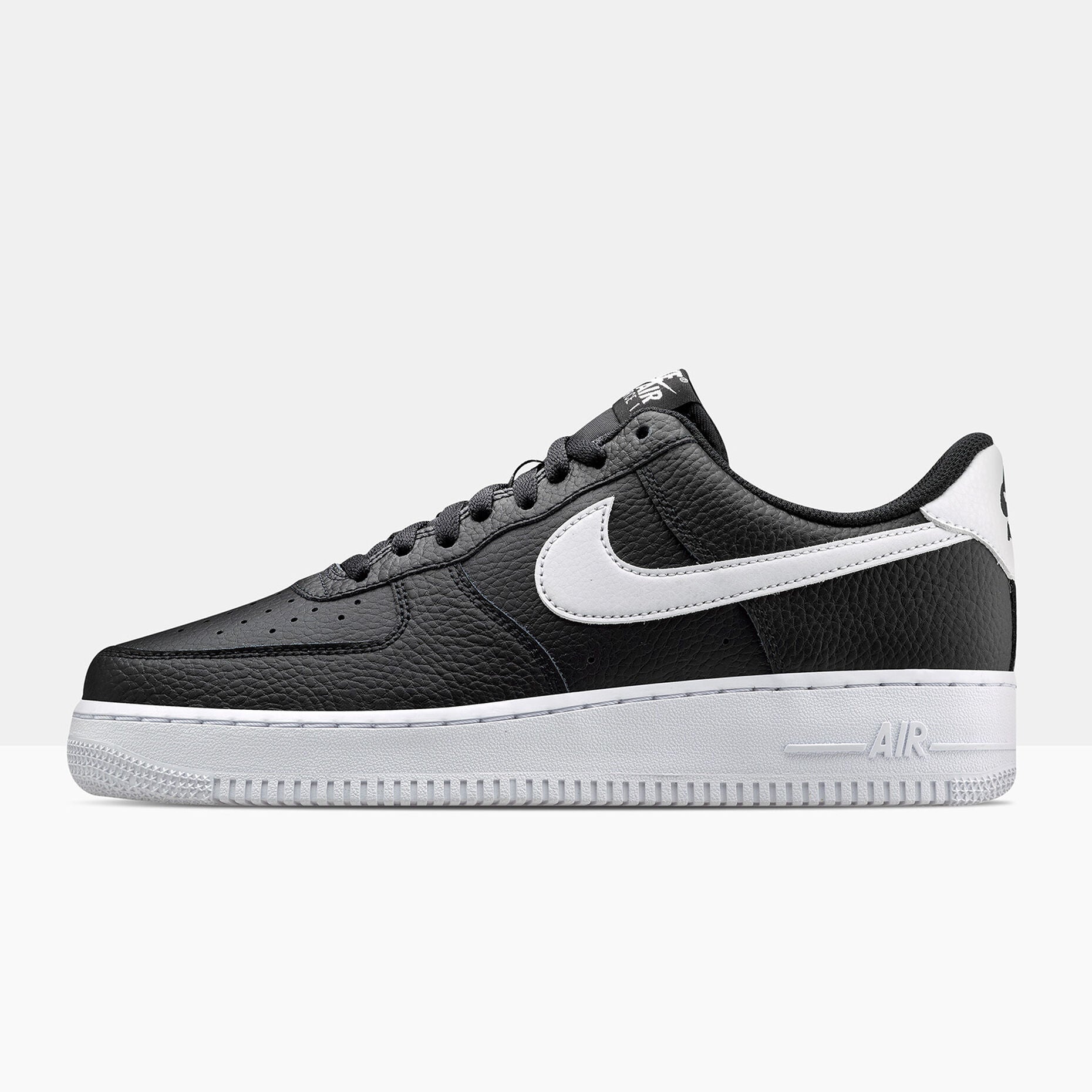 Nike Air Force 1 Low '07 Black White Pebbled Leather