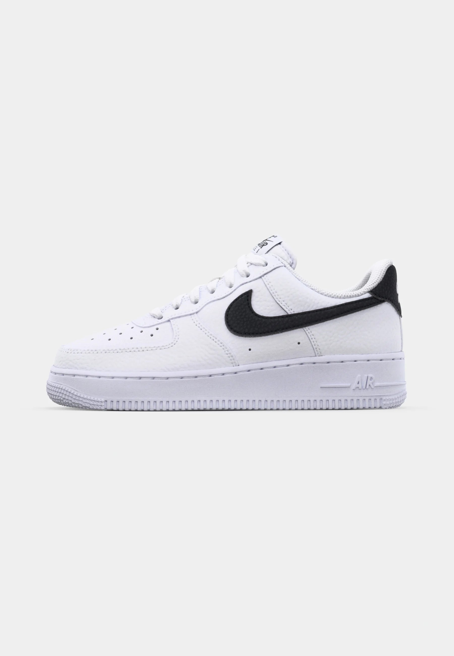 Nike Air Force 1 Low '07 White Black Pebbled Leather