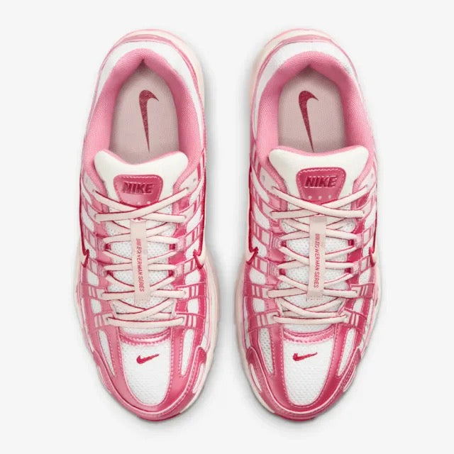 NIKE P-6000 WHITE SLIT RED PEONY (Women's)