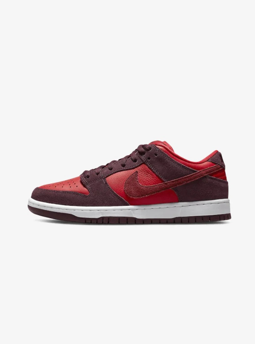 NIKE SB DUNK LOW CHERRY